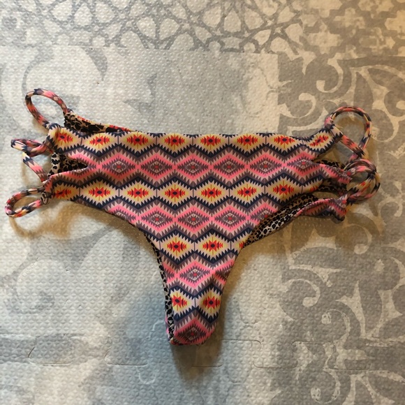 SOLD Acacia swimwear Kauai bottom in Navajo